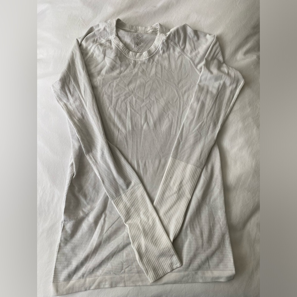 Lululemon swiftly tech long sleeve shirt
